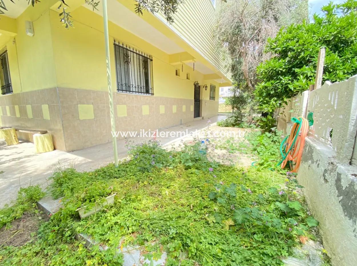 3-In-1-Wohnung Mit Garten Im Erdgeschoss Zum Verkauf In Der Mittleren Nachbarschaft Von Izmir Menderes