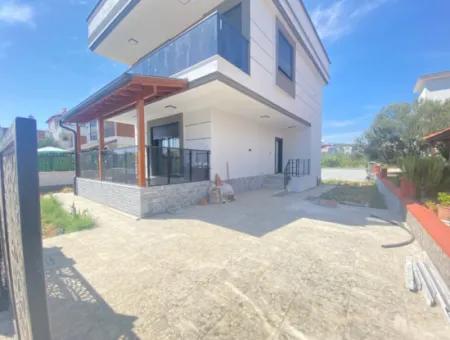 302 Meter In Doğanbey Land Einzel Einfamilienhaus Luxus Zum Verkauf 4 1 Villa