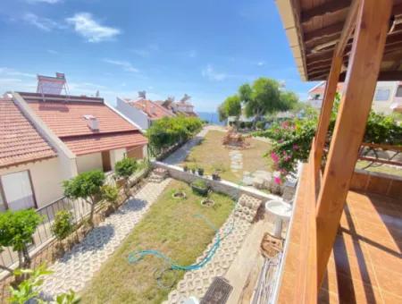 3 1 Villa Zum Verkauf Mit Großem Garten Mit Vollem Meerblick Auf Der Meerseite In Doğanbey