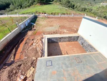 Intelligentes System Mit Privatem Pool Auf Einem Einzigen Freistehenden 550M2 Großen Grundstück In Doğanbey Hochwertige Verarbeitung 4 1 Villa Zum Verkauf