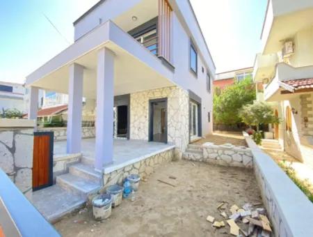 Neue Freistehende 3 1 Luxusvilla Zum Verkauf In Seferihisar Doğanbey