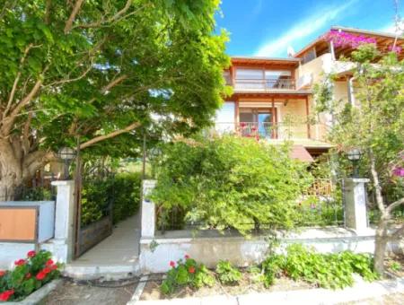 5 1 Villa Mit Grossem Luxus Zu Verkaufen In Seferihisar Doğanbey