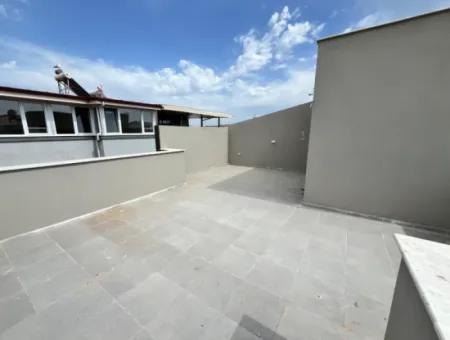 2 1 Villa Mit Neuem Garten Zum Verkauf In Meeresnähe In Seferihisar Doğanbey