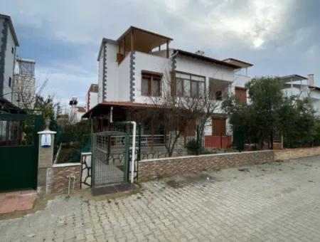 4 1 Villa Sommerhaus Zu Verkaufen In Einem Komplex In Seferihisar Doğanbey