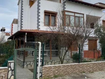 4 1 Villa Sommerhaus Zu Verkaufen In Einem Komplex In Seferihisar Doğanbey