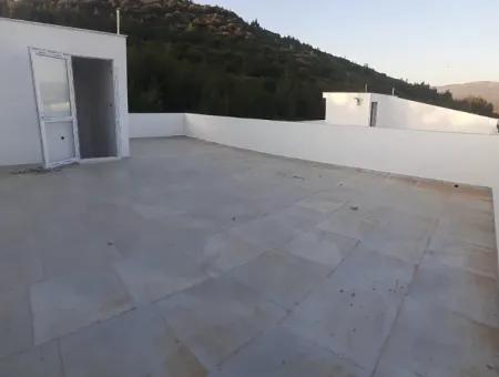 Zero 5 1 Villa Mit Meerblick In Seferisar Doganbey