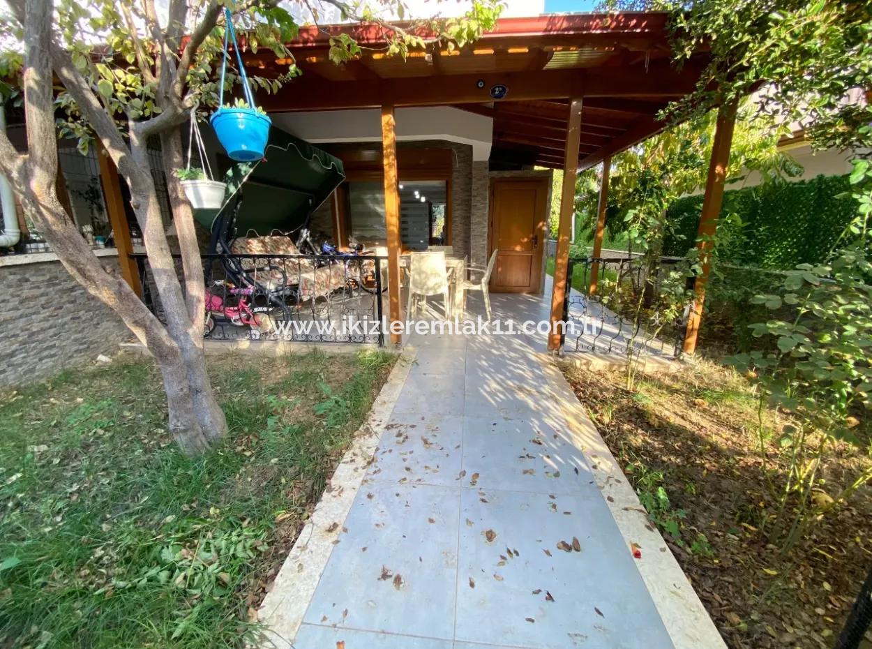 3 In 1 Villa With Large Garden For Sale In Doganbeyde Seferihisar