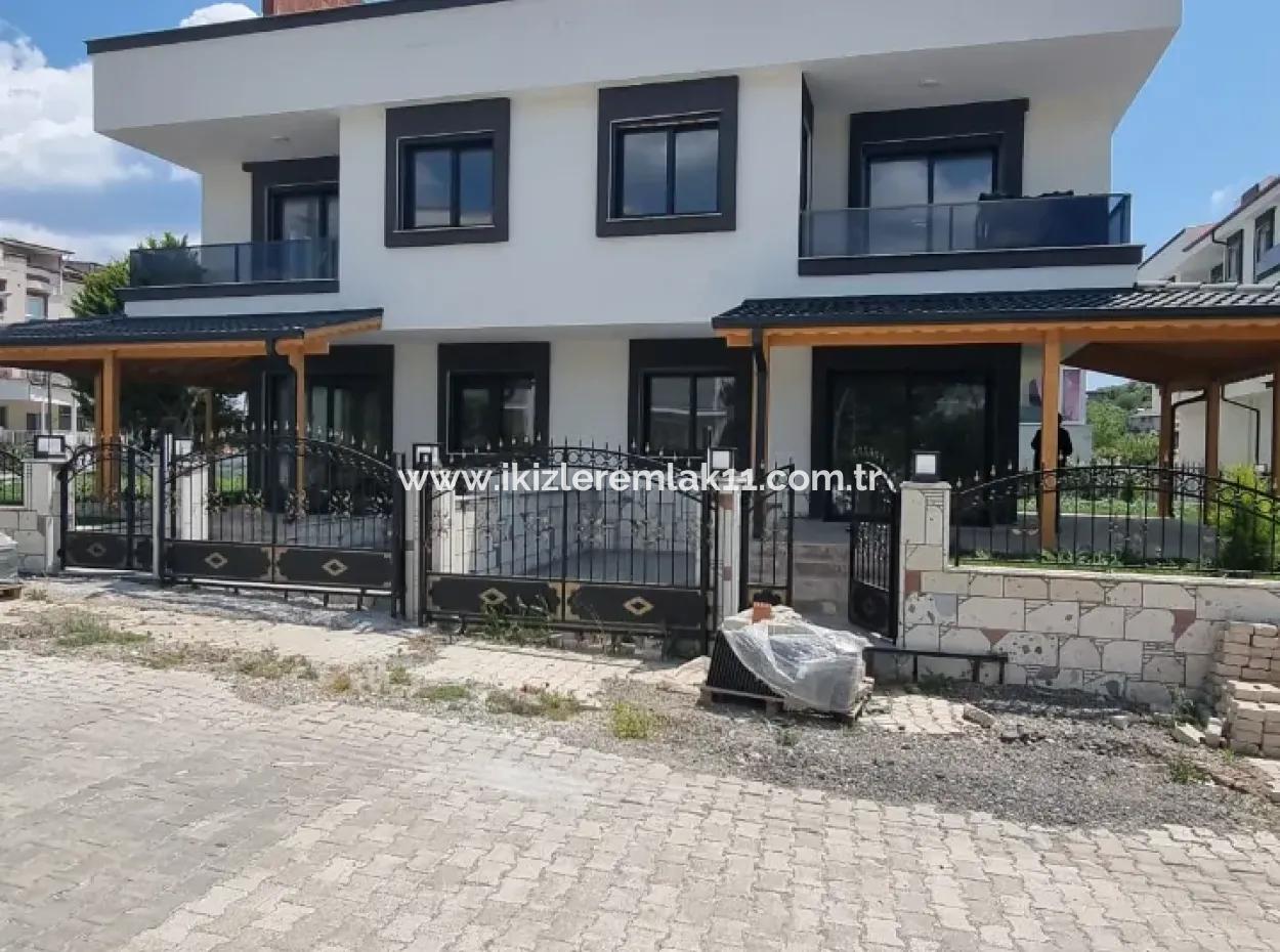 3 1 Villa For Sale In Seferihisar Ürkmez With Zero Large Garden