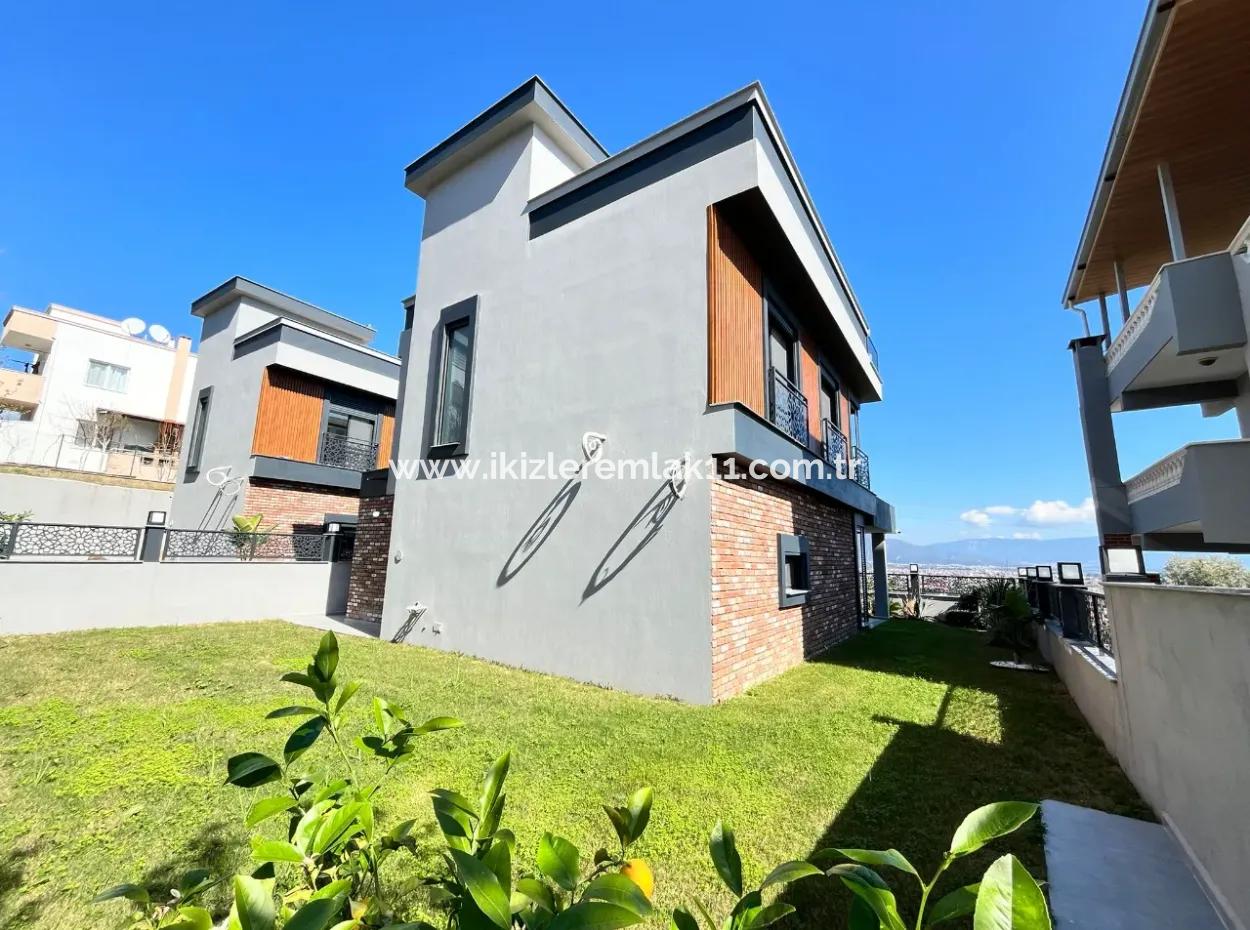 Ultra Luxury 3 In 1 Villa With Panoramic Sea View In Doğanbey