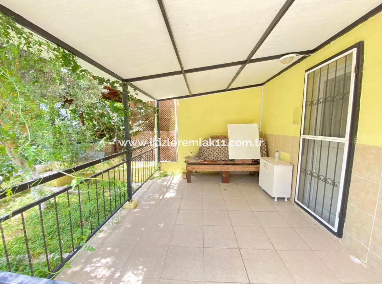 3 In 1 Apartment With Ground Floor Garden For Sale In Izmir Menderes Middle Neighborhood