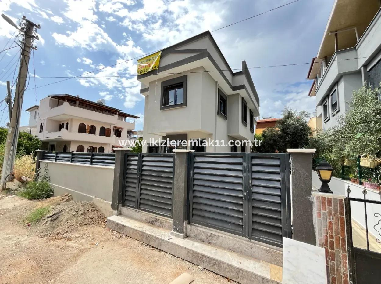 2 1 Villa With New Garden For Sale Near The Sea In Seferihisar Doğanbey