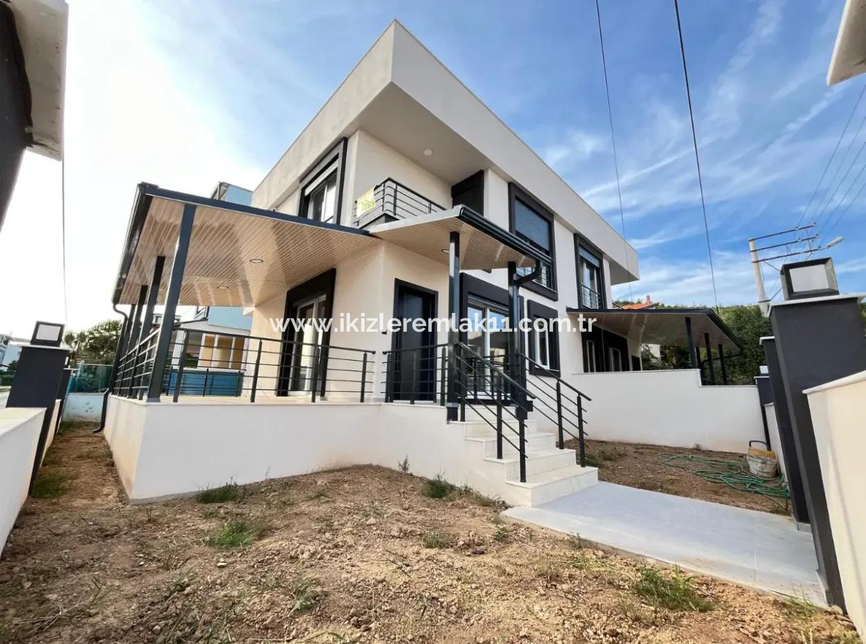 Corner Villa With New Large Garden For Sale Near The Sea In Doğanbey