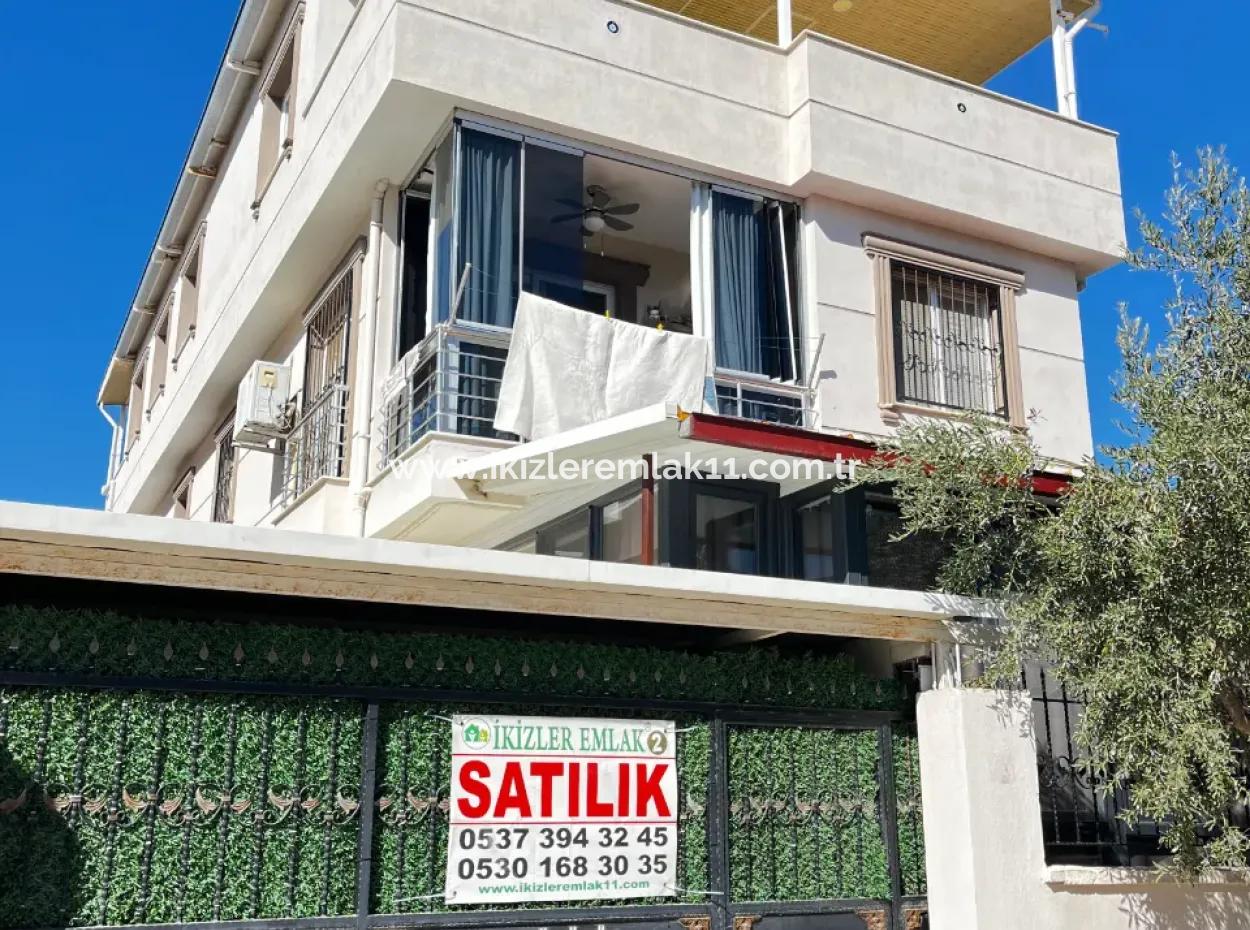 1 1 Furnished Apartment With Parking Close To The Sea Bazaar In Ürkmez