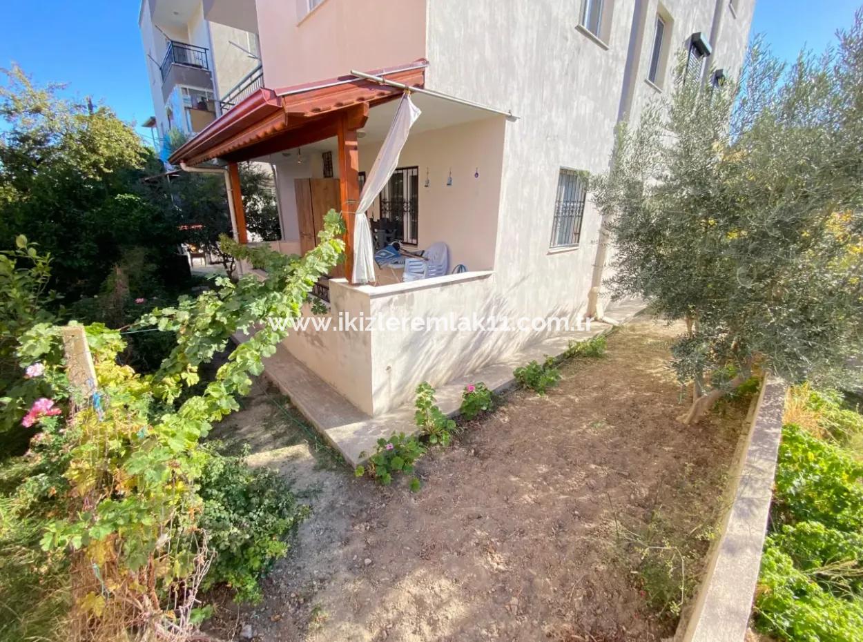 2 1 Apartment With Ground Floor Garden For Sale In Seferihisar Ürkmez Center