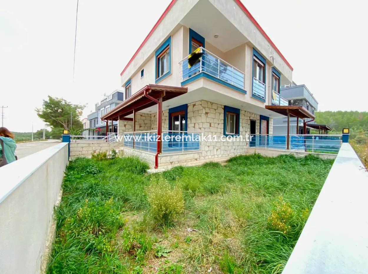 2 1 Villa With New Garden For Sale At An Affordable Price In Payamlı, Doganbey