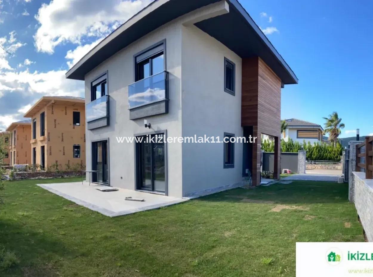 Seferisar Doganbey For Sale, Steel Construction, 3 1 Villa