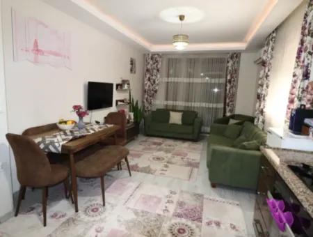 Seferihisar Ürkmez Center For Emergency Sale 2 1 90M2 Luxury Apartment