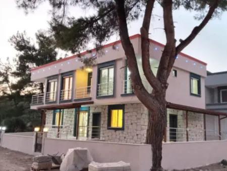 Detached Garden 3 1 Villa For Sale In Seferihisar Payamlı