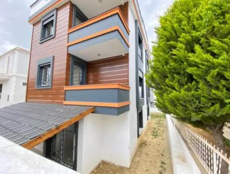 Detached Villa For Sale In Seferihisar Doğanbey Arkonut 4 1 Summer-Winter Villa