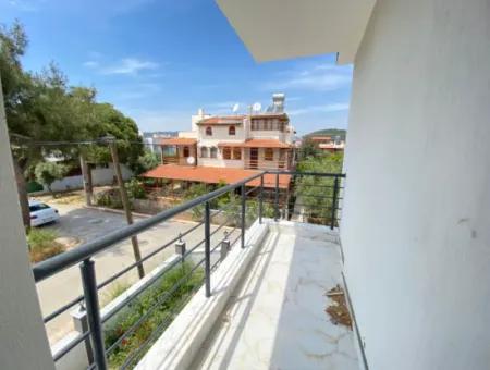 Spacious Location For Sale In Seferihisar Doğanbey 3 In 1 Luxury Villa