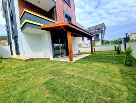 Detached Villa For Sale In Seferihisar Doğanbey Arkonut 4 1 Summer-Winter Villa