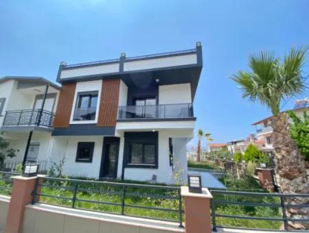 İzmir Menderes Özdere 3 1 Villa In The Center Very Close To The Sea