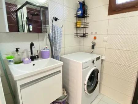 2 In 1 Apartment In A Spacious Location In Seferihisar Ürkmez Center