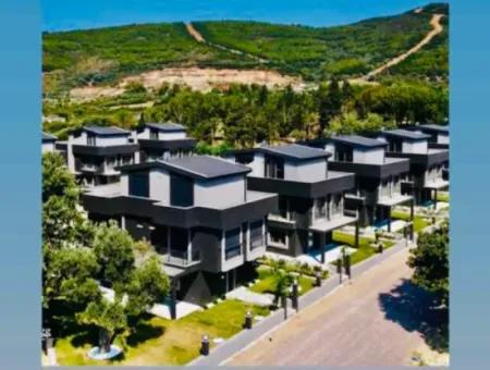 3 1 Villa For Sale In Seferihisar Doğanbey Seafront Site