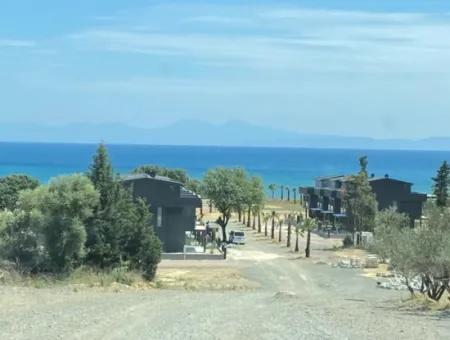 3 1 Villa For Sale In Seferihisar Doğanbey Seafront Site