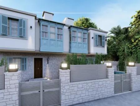 Detached Luxury Built 3 In 1 Turnkey Pool Villa In Doğanbey Payamlı