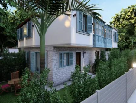 Detached Luxury Built 3 In 1 Turnkey Pool Villa In Doğanbey Payamlı