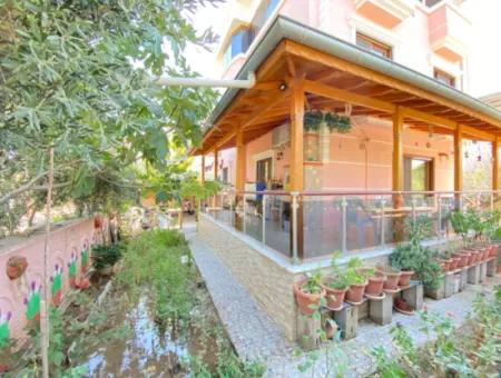 Single Detached Villa With Large Garden 3 In 1 Cost-Free For Sale In Doğanbey