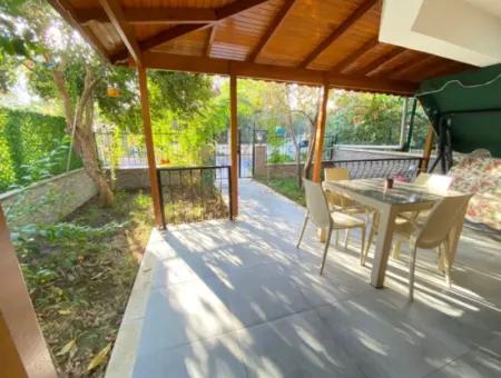 3 In 1 Villa With Large Garden For Sale In Doganbeyde Seferihisar