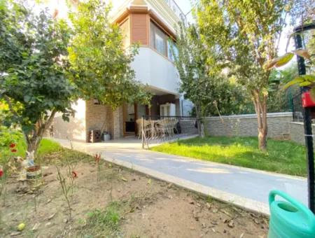 3 In 1 Villa With Large Garden For Sale In Doganbeyde Seferihisar