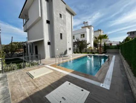 4 In 1 Detached Pool Cottage With Large Garden For Sale In Doganbey