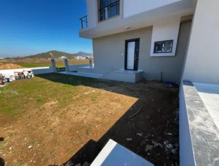 2 1 Detached Villa With Large Garden For Sale Near The Sea In Doğanbey