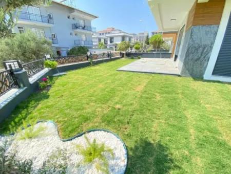 Ultra Luxury Villa For Sale In Seferihisar Camikebir With Detached Garden 3 1 Villa