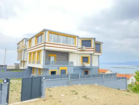 Zero Wide 3 2 Luxury Triplex For Sale In Seferihisar Akarca