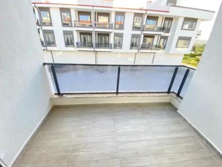 Spacious Useful Zero For Sale 3 1 Apartment In Ürkmez Center