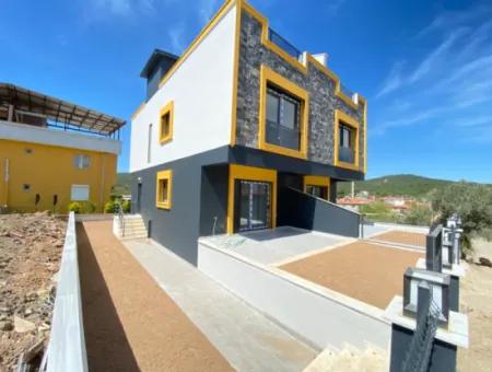 3 1 160M2 Residence Brand New Villa With Garden For Sale In Payamlı, Doganbey