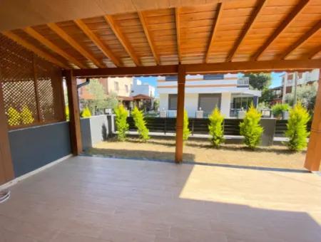 3 1 Villa With New Large Garden For Sale In Seferihisar Doganbey