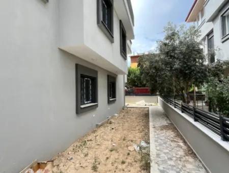 2 1 Villa With New Garden For Sale Near The Sea In Seferihisar Doğanbey