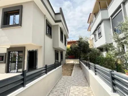 2 1 Villa With New Garden For Sale Near The Sea In Seferihisar Doğanbey