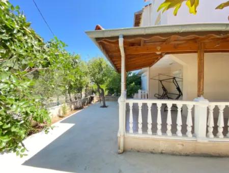 Affordable Price Detached 4 1 Villa With Large Garden For Sale In Doğanbey