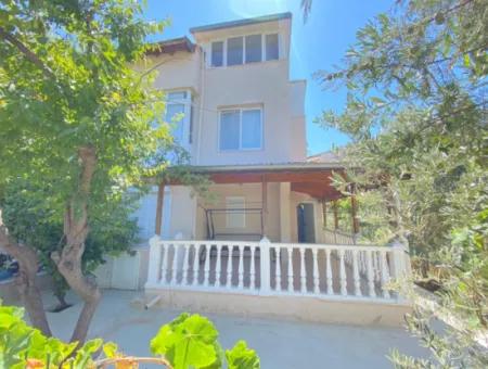 Affordable Price Detached 4 1 Villa With Large Garden For Sale In Doğanbey