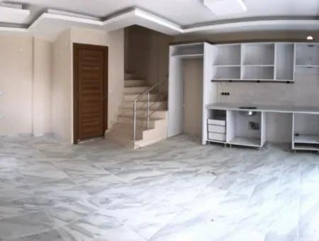 Seferihisar Doğanbeyde Satılık, Site İçinde Tamamen Müstakıl 3+1 Yazlık Villa