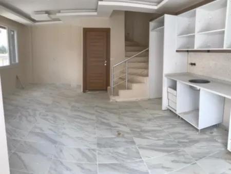 Seferihisar Doğanbeyde Satılık, Site İçinde Tamamen Müstakıl 3+1 Yazlık Villa