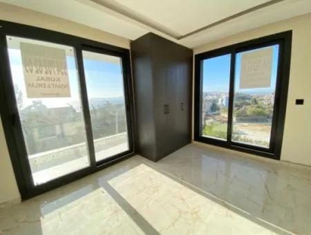 Seferihisar Haritacılar Sitesi Satılık 4+1 Full Deniz Manzaralı Lüks Villa