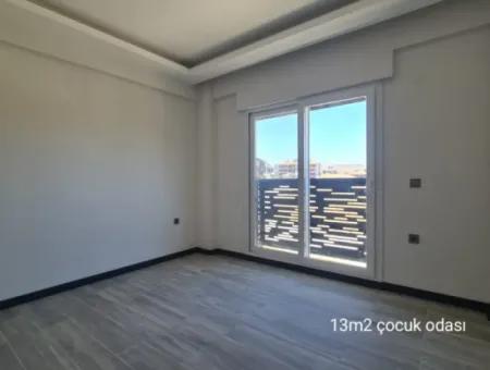 Seferihisa Camikebirde Müstakil Bahçesi Satılık 5+2 Hauzlu Villa