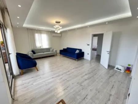 Seferihisar Ürkmez Merkez'de Satılık 2+1 90M2 Lüks Daire